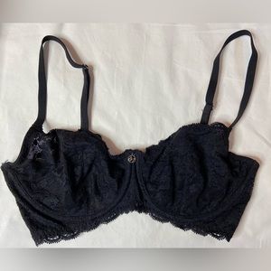 Montpellier, Black Lace Bra, Size 32D‎